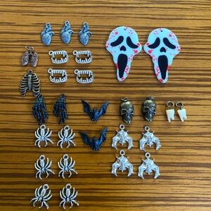 Misc Halloween Charm Set